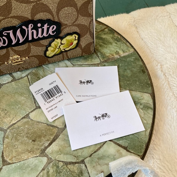 Coach x Disney NWT Snow White Hayden Foldover Crossbody Clutch F72908 - Picture 3 of 17